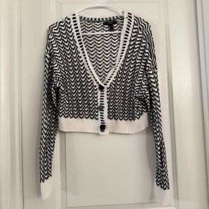 Forever 21 Cropped Cardigan- size S